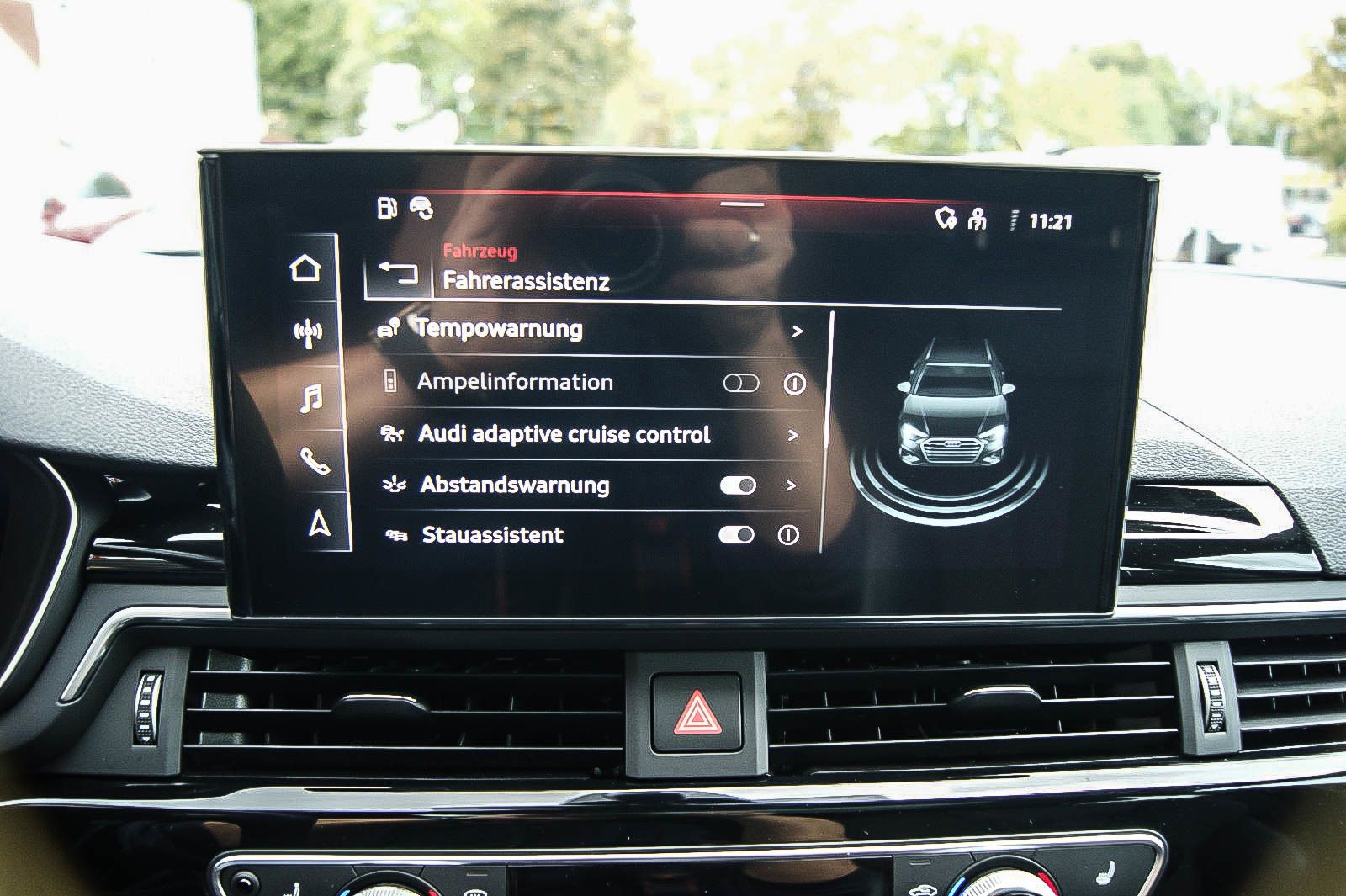 Fahrzeugabbildung Audi A4 Avant 35 TFSI S line TURBOBLAU PANORAMA STHZG