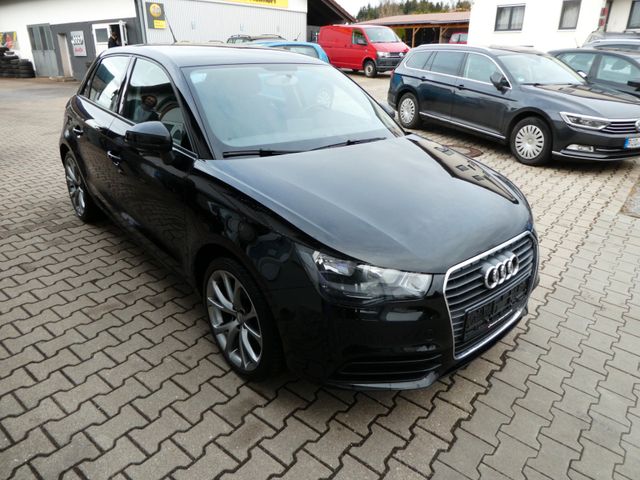 Audi A1 Sportback 1.2 TSI SHZ 17" Sportlenkrad