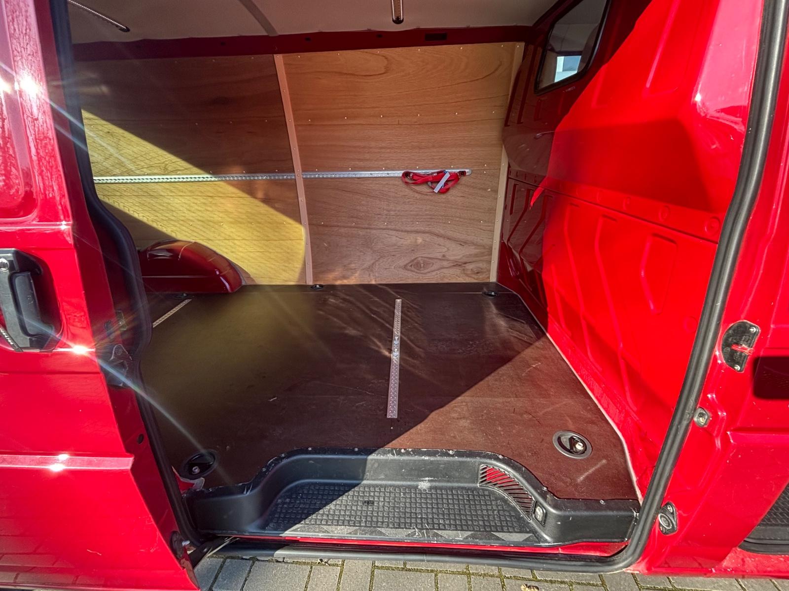Volkswagen T4 2.5 TDI Kastenwagen langer Radstand 1.Hand