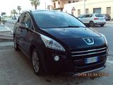 Peugeot 3008 MONOVOLUME - Peugeot 3008 Hybrid (Diesel/Elektro)