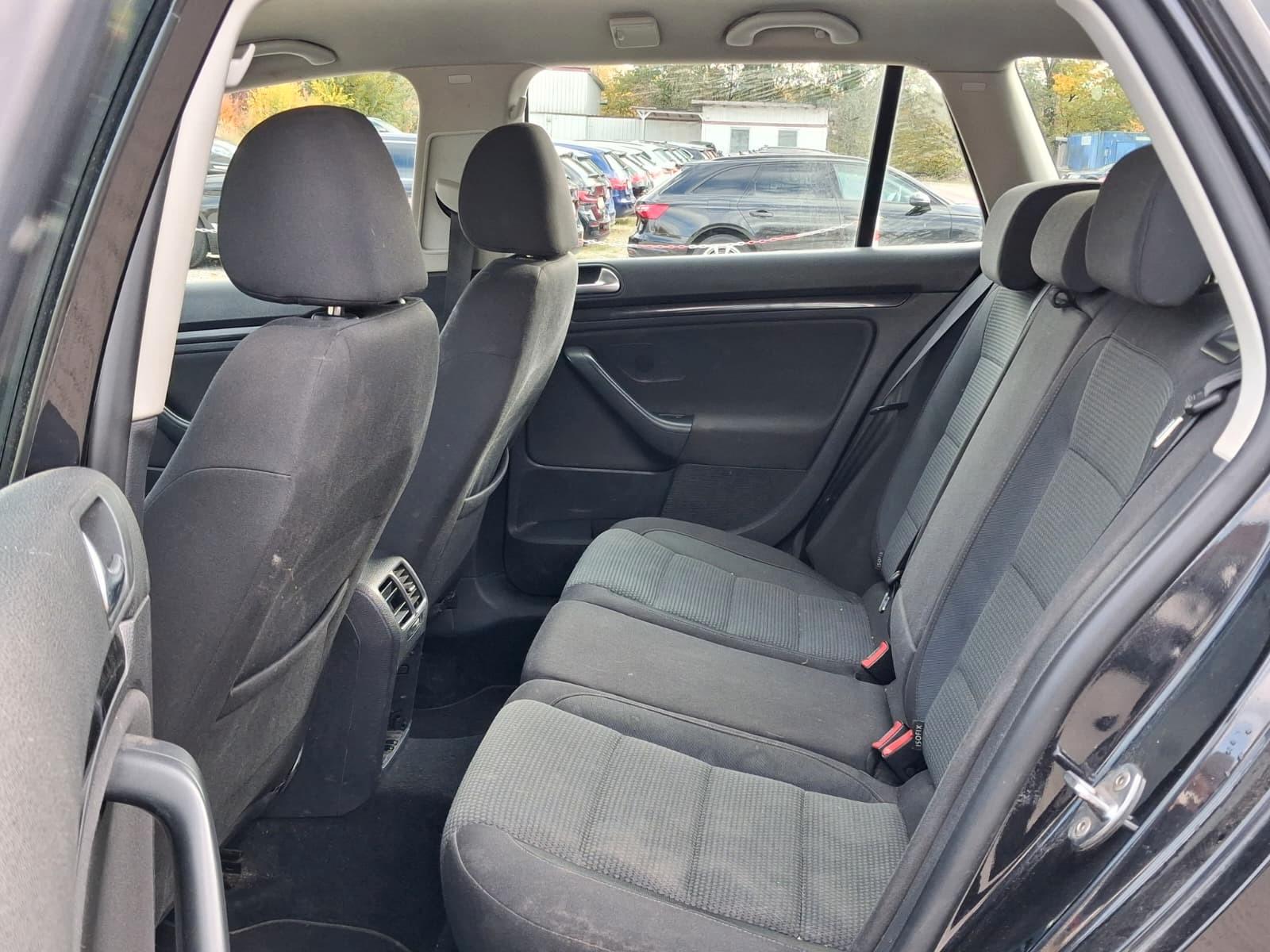 Volkswagen Golf 2011 — photo 18