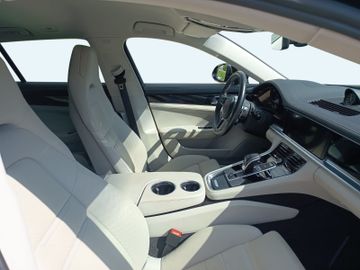 Porsche Panamera - 10