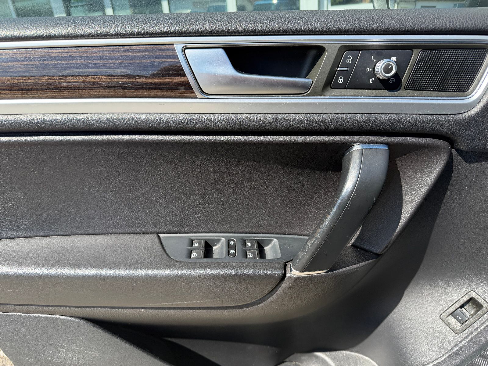 Fahrzeugabbildung Volkswagen Touareg V6 TDI BMT/Terrain Tech 4Mot/NAVI/LEDER