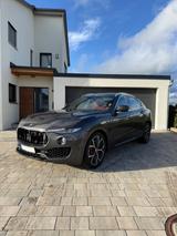Maserati Levante SQ4 Benzin 3.0 V6 430ps 1.Hand SUV TOP - Maserati mit Benzin-Antrieb: Geländewagen