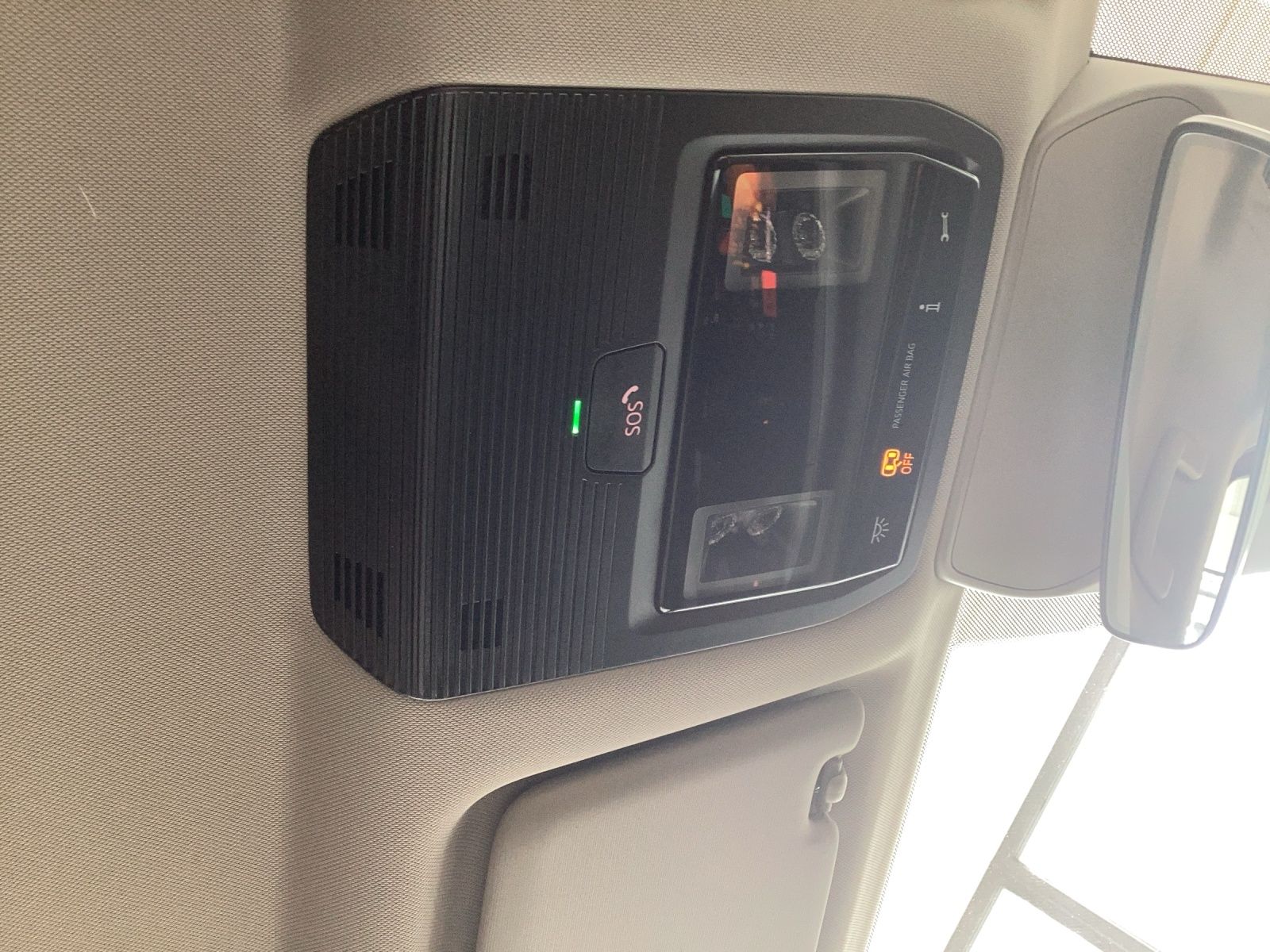 Fahrzeugabbildung Volkswagen T7 Multivan TDI Life LR 7- DSG 6 SITZ. DSG SITZH