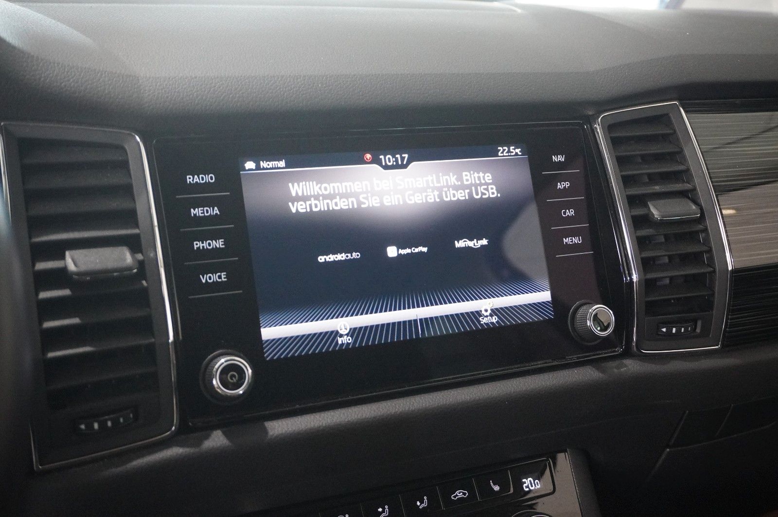 Fahrzeugabbildung SKODA Kodiaq 2.0 TDI STYLE 4X4 DSG NAVI/LED/SHZ/SPORT