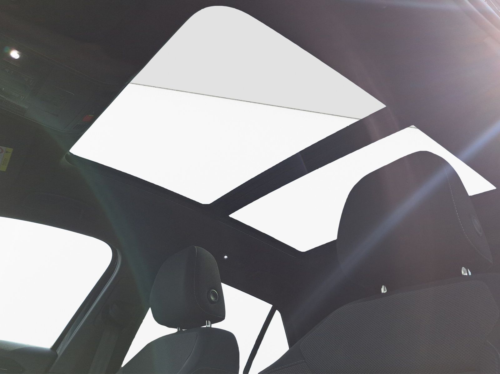 Volkswagen T-Roc - Bild 13