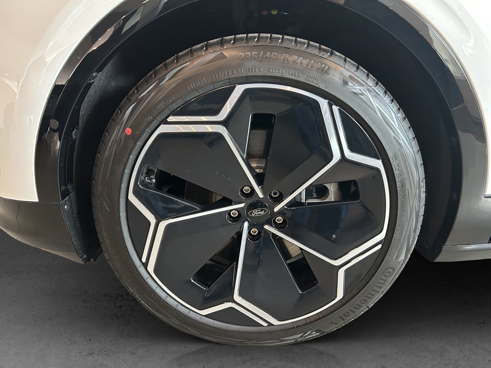 Fahrzeugabbildung Ford Ford Capri