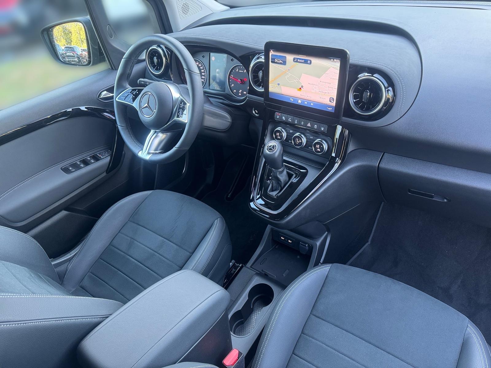 Mercedes-Benz T 180 d Edition SHZ*LED*MBUX*AHK*Kamera*Temp*Nav