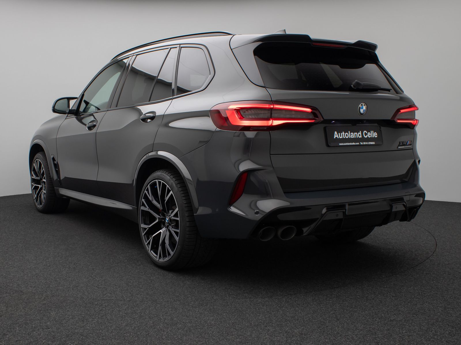 Fahrzeugabbildung BMW X5 M Competition Panorama Laser 360°DAB DisplKey