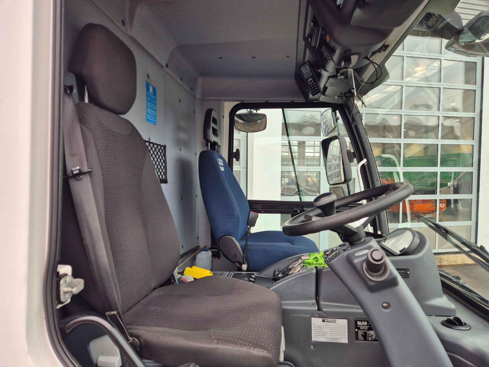 Fahrzeugabbildung Andere Dulevo 6000T Allradlenkung