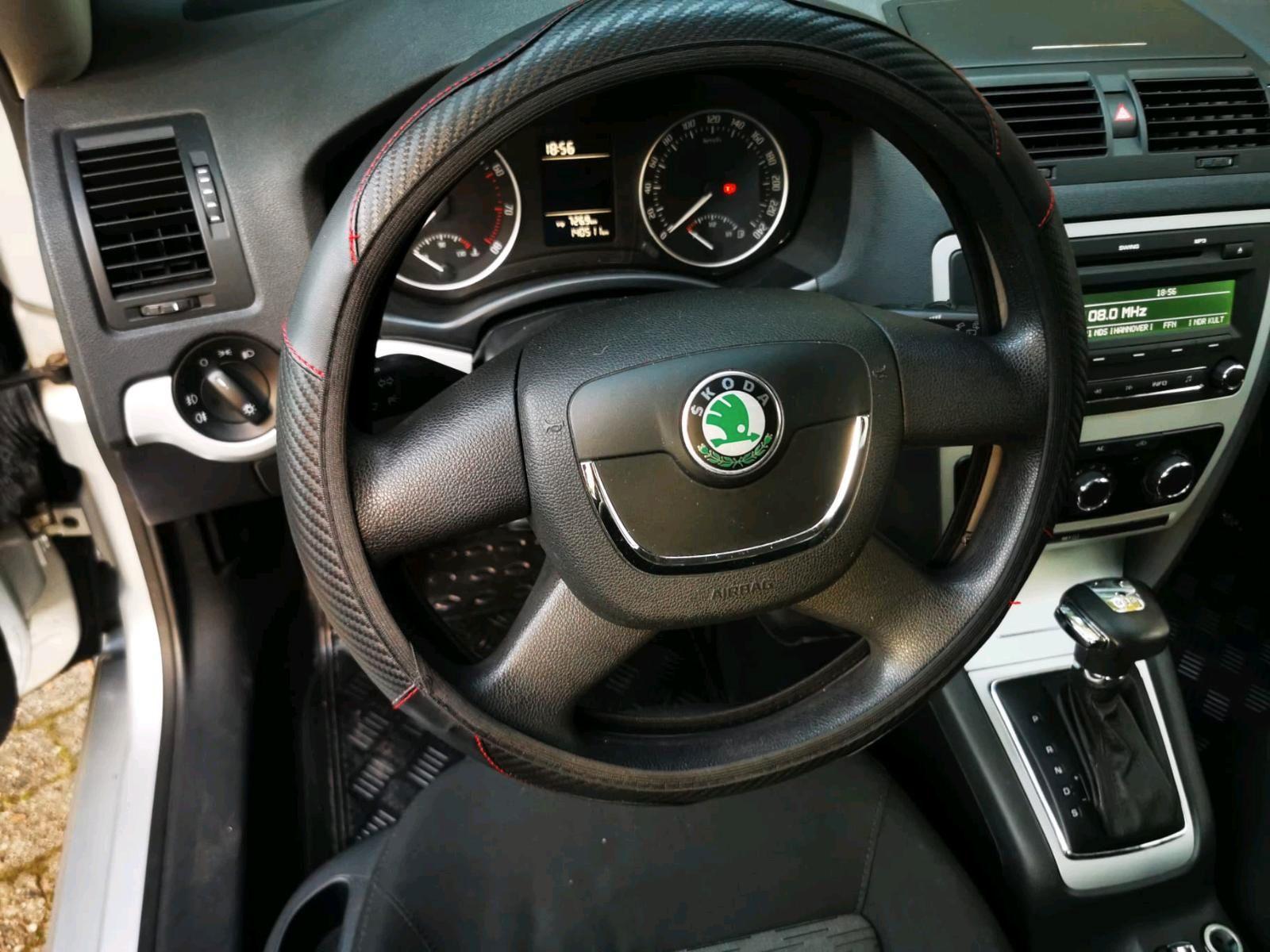 Skoda Octavia 2009 — photo 6