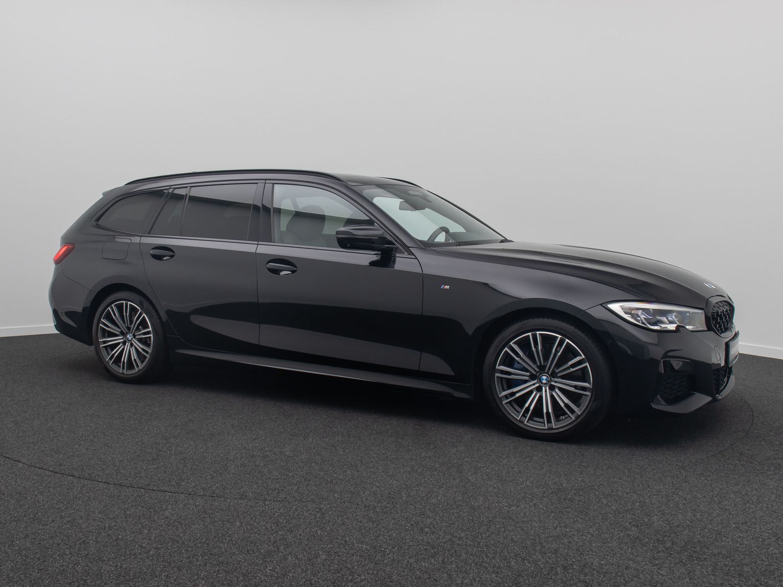 Fahrzeugabbildung BMW M340d xD Komfort 360&deg;Laser HUD DAB H/K Panorama