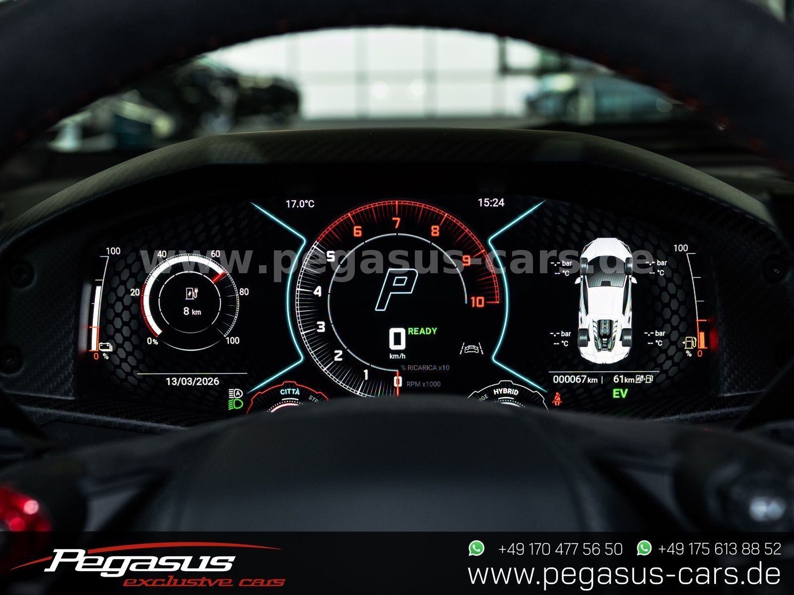 LAMBORGHINI Revuelto - 36