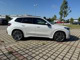 BMW iX1 xDrive30 - - BMW iX1 von privat