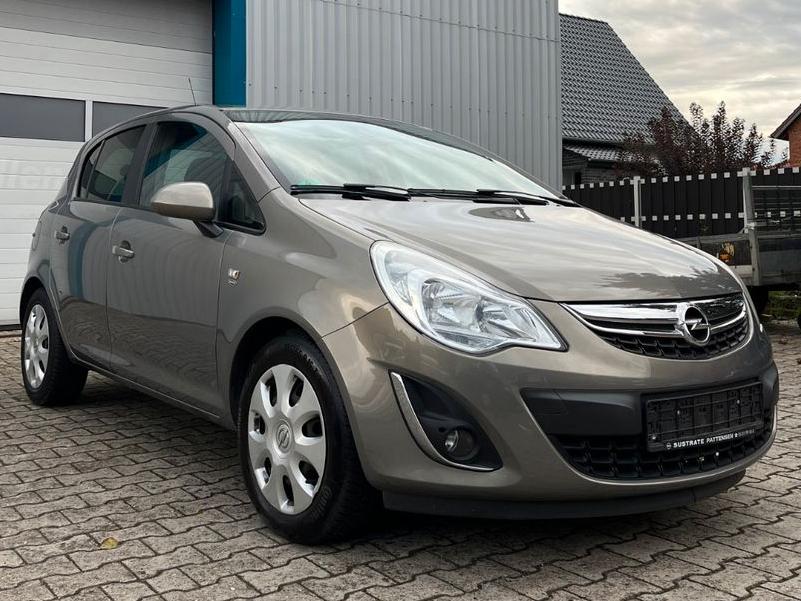 Opel Corsa D 1.4 Satellite AUTOMATIK KLIMA SHZ LHZ