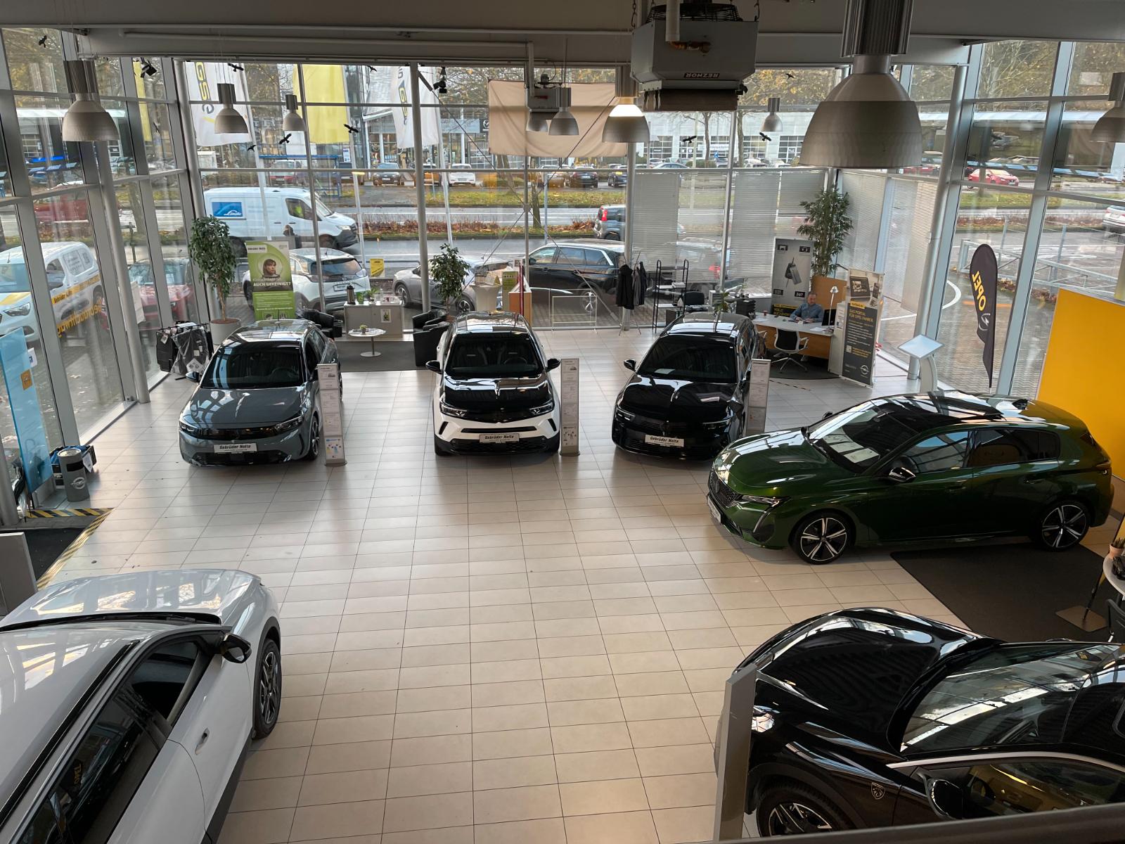 showroom-image-main
