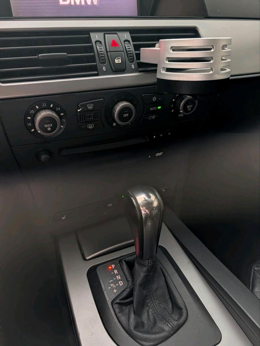 BMW 525 2004 — photo 15