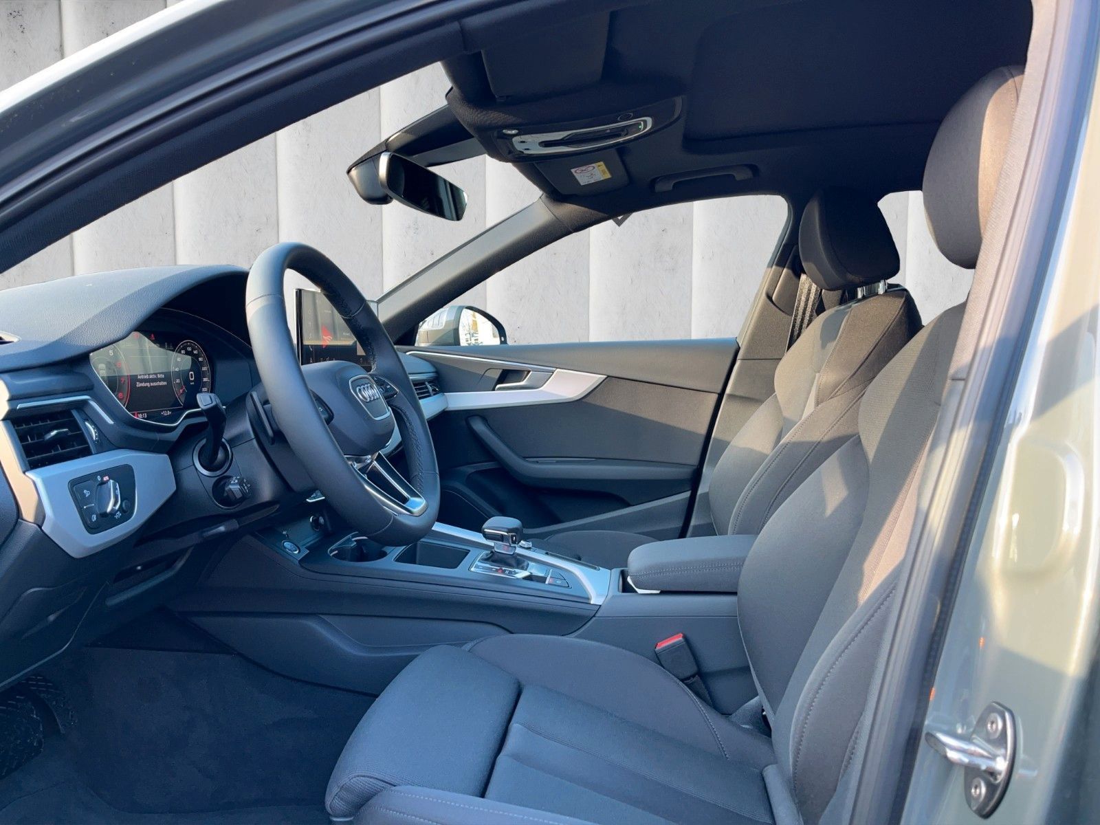 Fahrzeugabbildung Audi A4 Avant TFSI*S-line*Pano*Navi*Aktionsangebot*