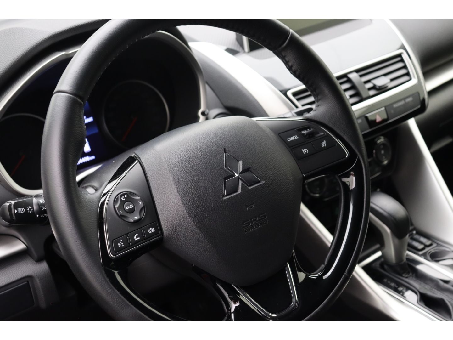 Fahrzeugabbildung Mitsubishi Eclipse Cross Diamant Edition 2WD AHK Kamera