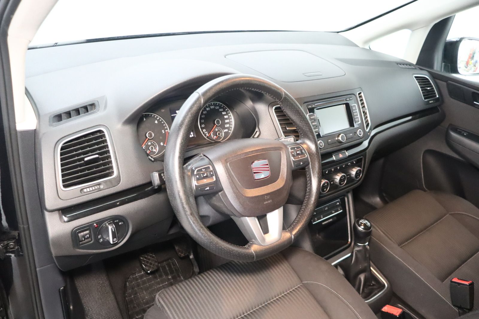 Fahrzeugabbildung SEAT Alhambra 2.0 TDI Stylance 7- Sitzer