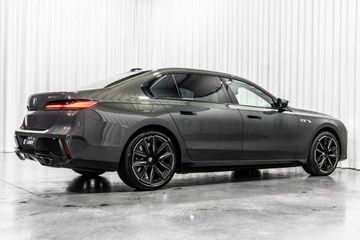 BMW 760 - 9
