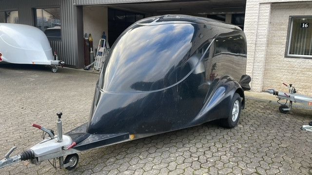 Excalibur S1 in schwarz,  Alus, 100 Km/H,