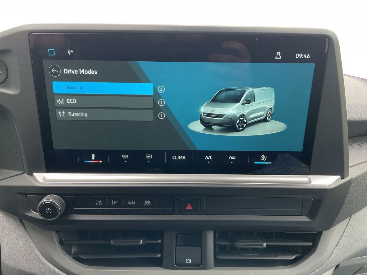 T7 Transporter Kasten 2.0 TDI LR AHK/Kamera/GRA