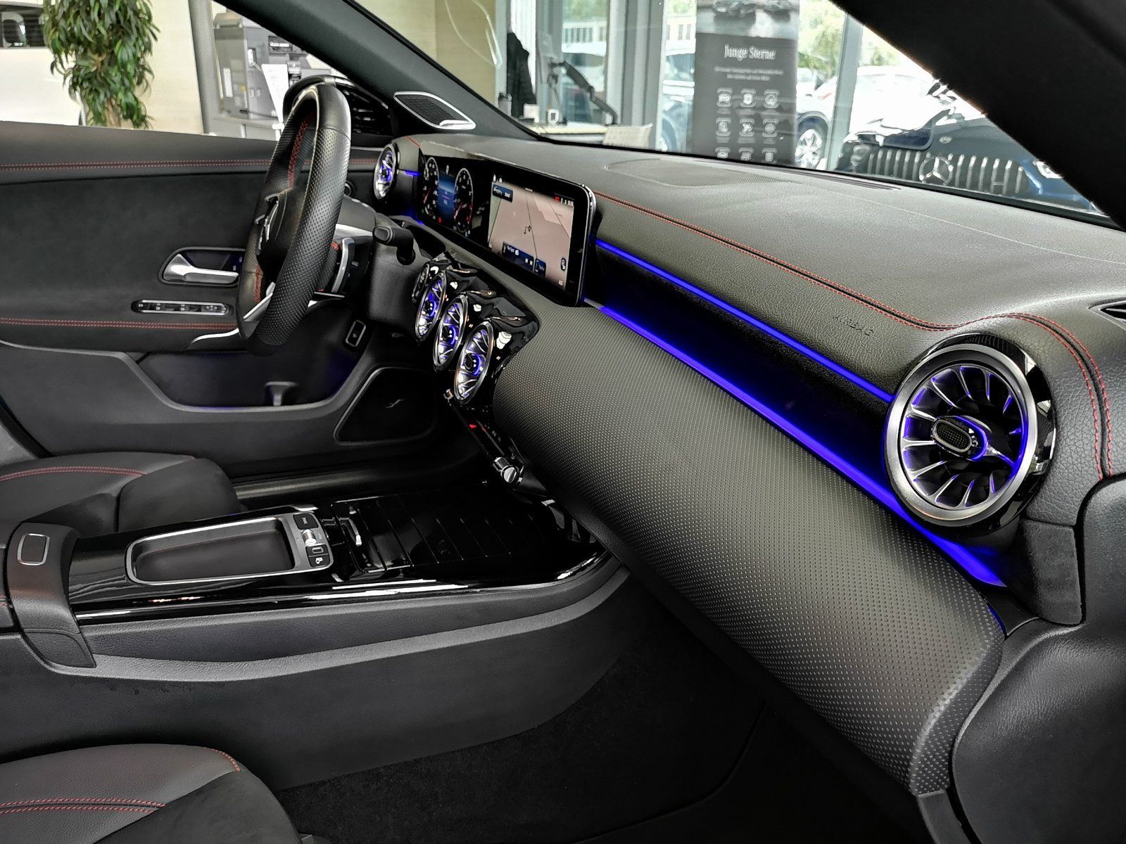 Mercedes-Benz CLA 200 Coupé AMG ADVANCED+BURMESTER+NIGHT+WINTE foto 16