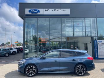 Fahrzeugabbildung Ford Focus ST-Line X Hybrid, tot.W.Ass., Abstandstemp