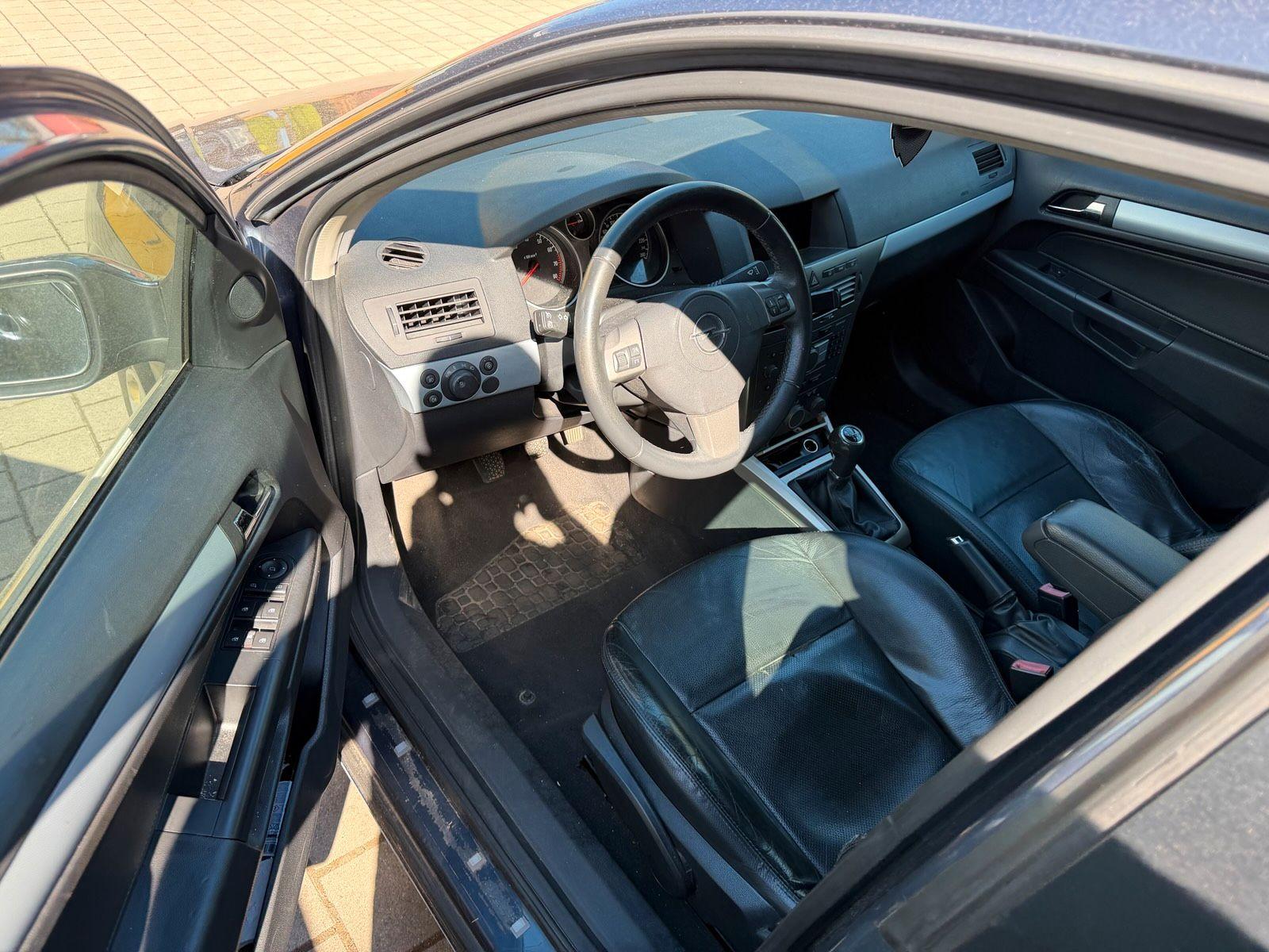 Opel Astra 2006 — photo 5