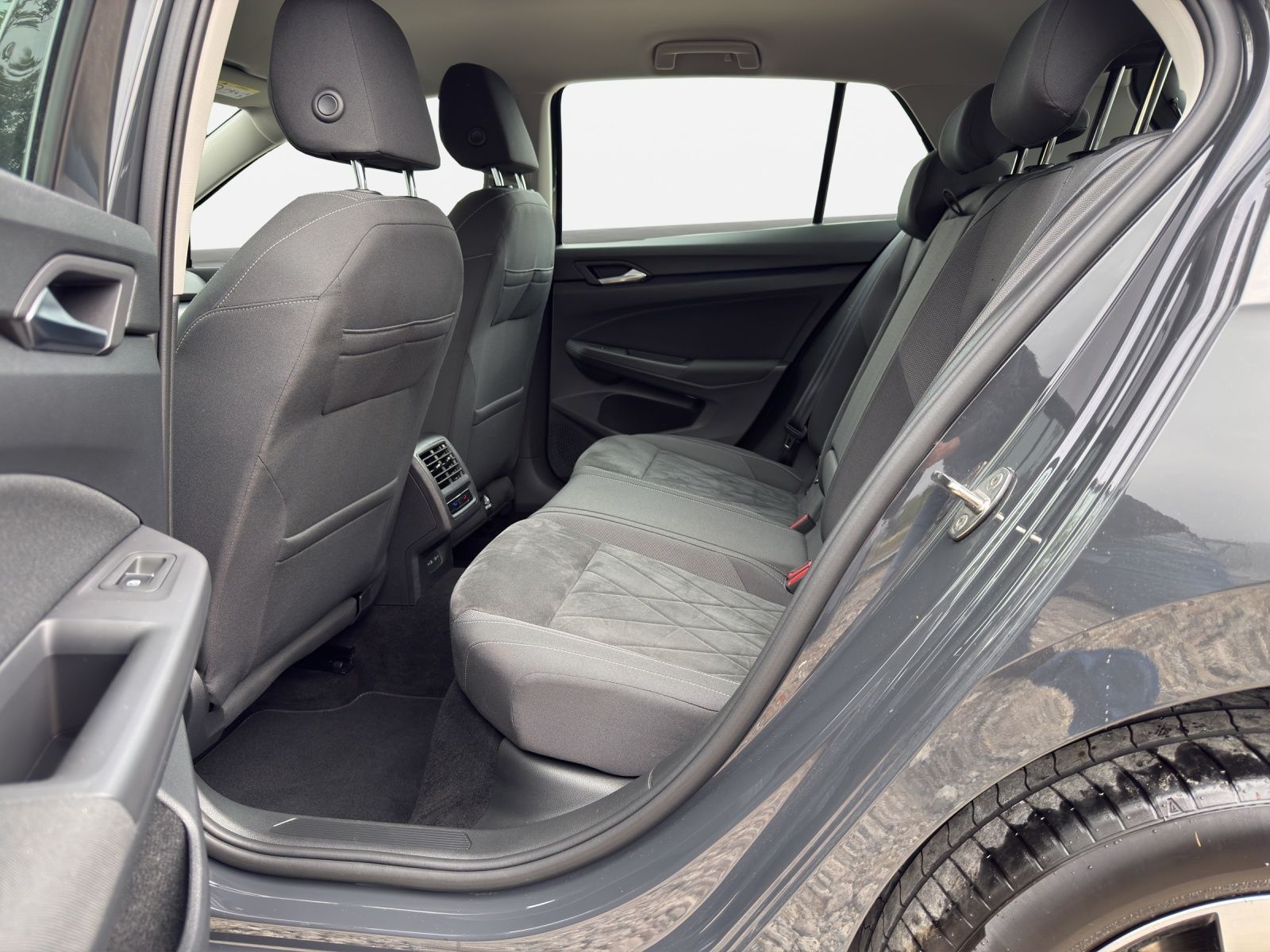 Volkswagen Golf - Bild 14