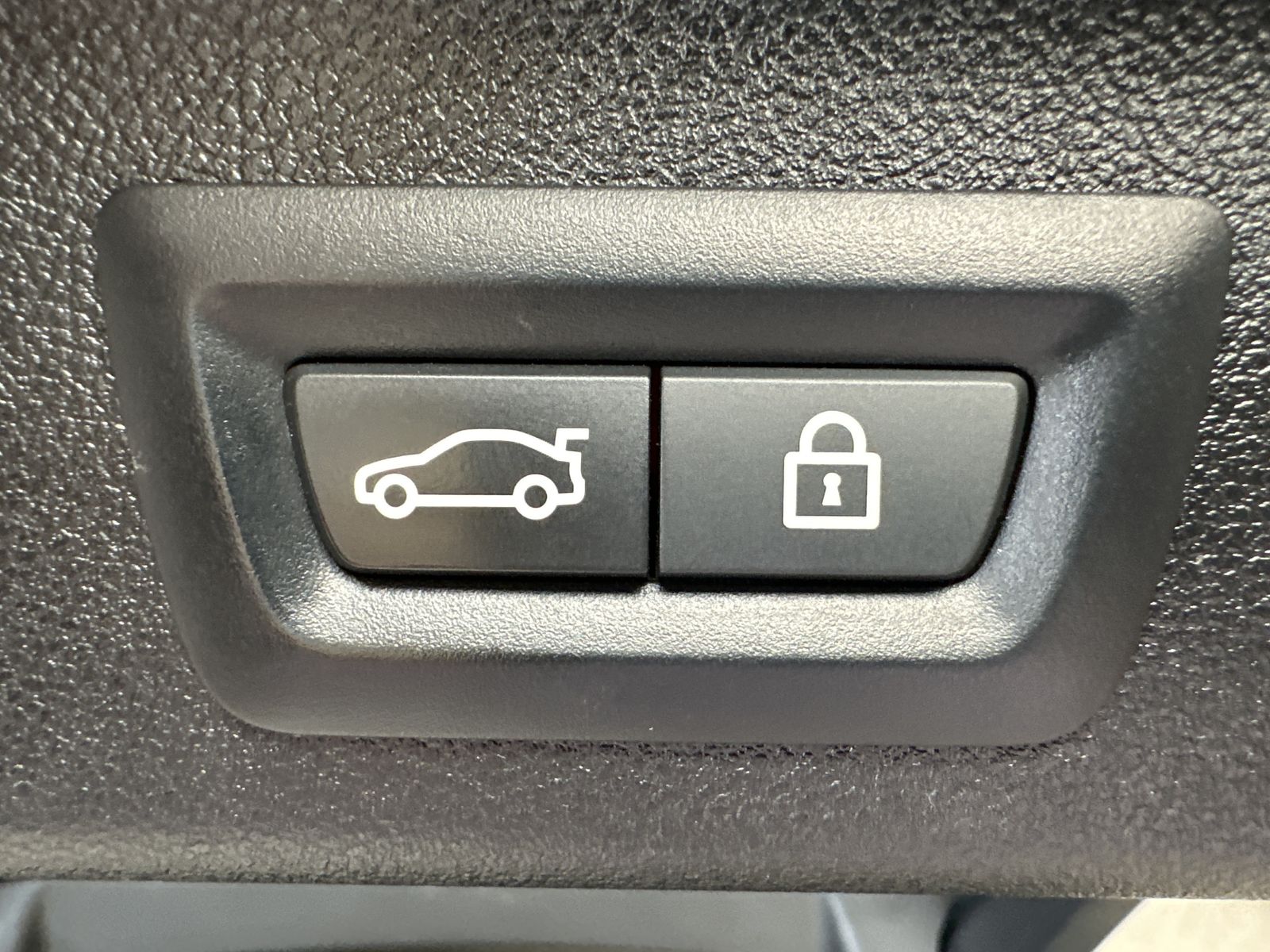 Fahrzeugabbildung BMW 530i Touring xD M-Sport Pro NAV+LASER+AHK+HEADUP