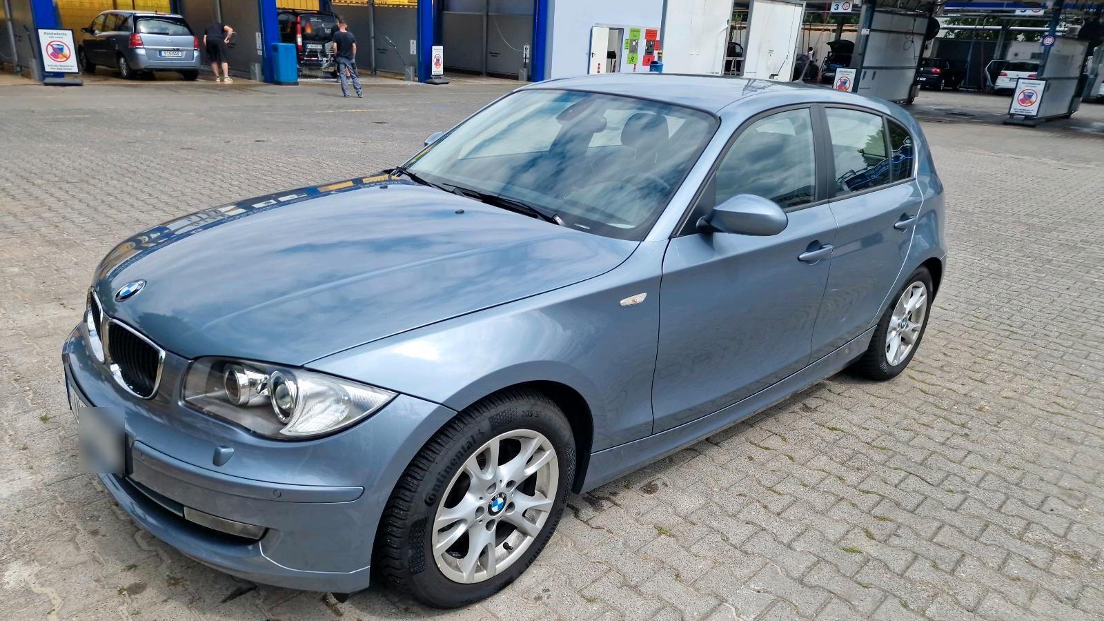 BMW 120