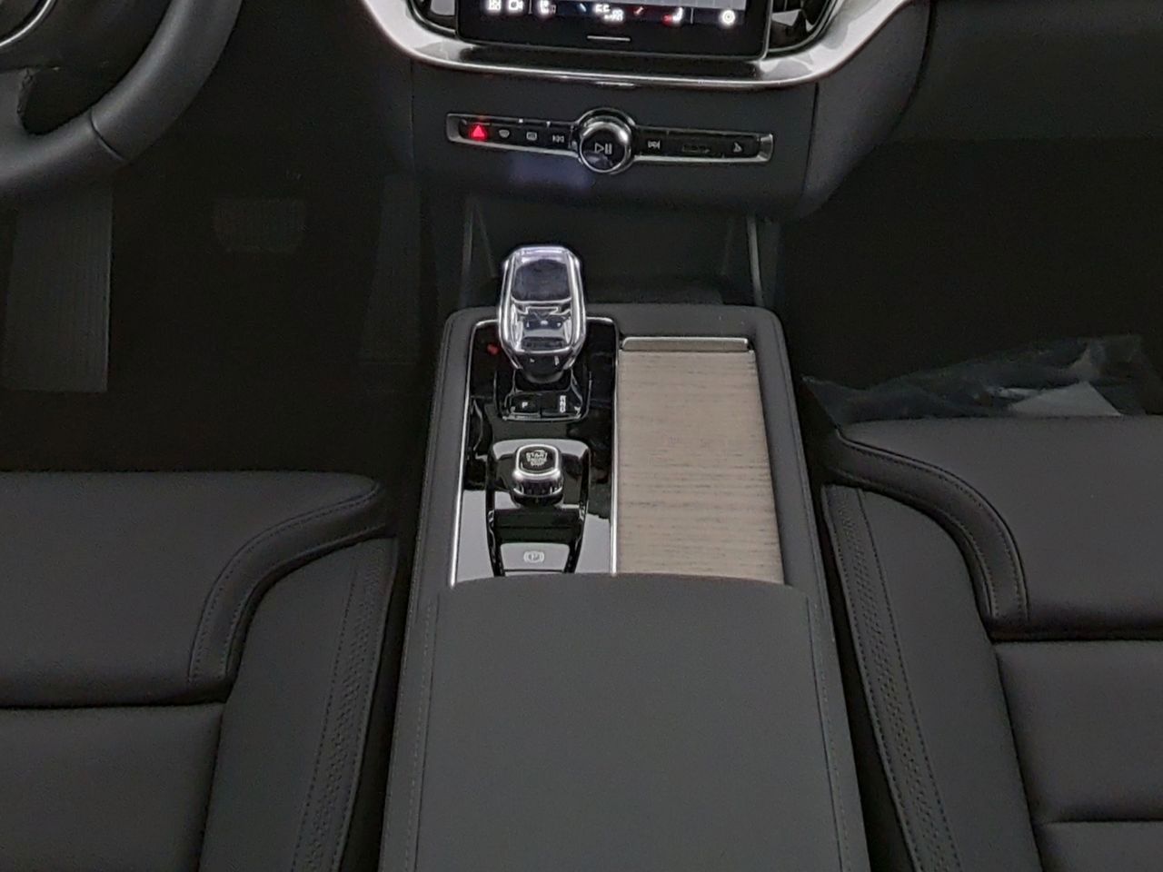 Fahrzeugabbildung Volvo XC90 T8 AWD Plus Bright*FSHZG*PANO*360°*ACC