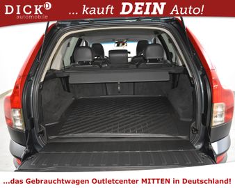 Fahrzeugabbildung Volvo XC90 D5 AWD Momen 2-HAND+TOP+LEDER+SHZ+PDC+TEMP+