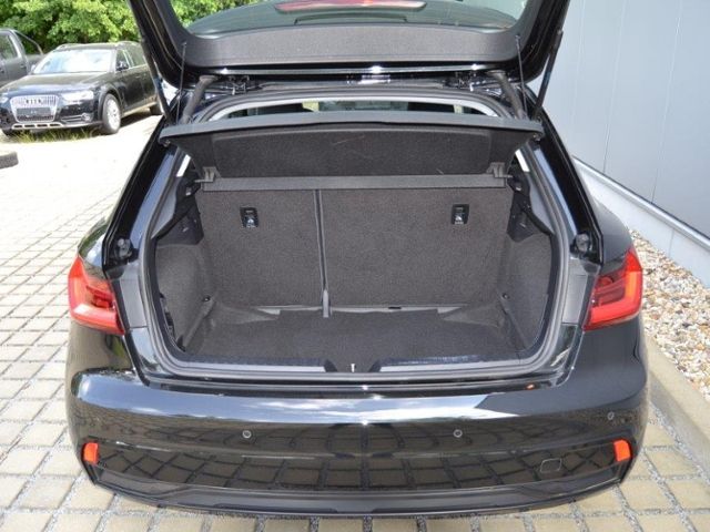 A1 Sportback 30 TFSI Advanced LED/NAVI/VIRTUAL-C