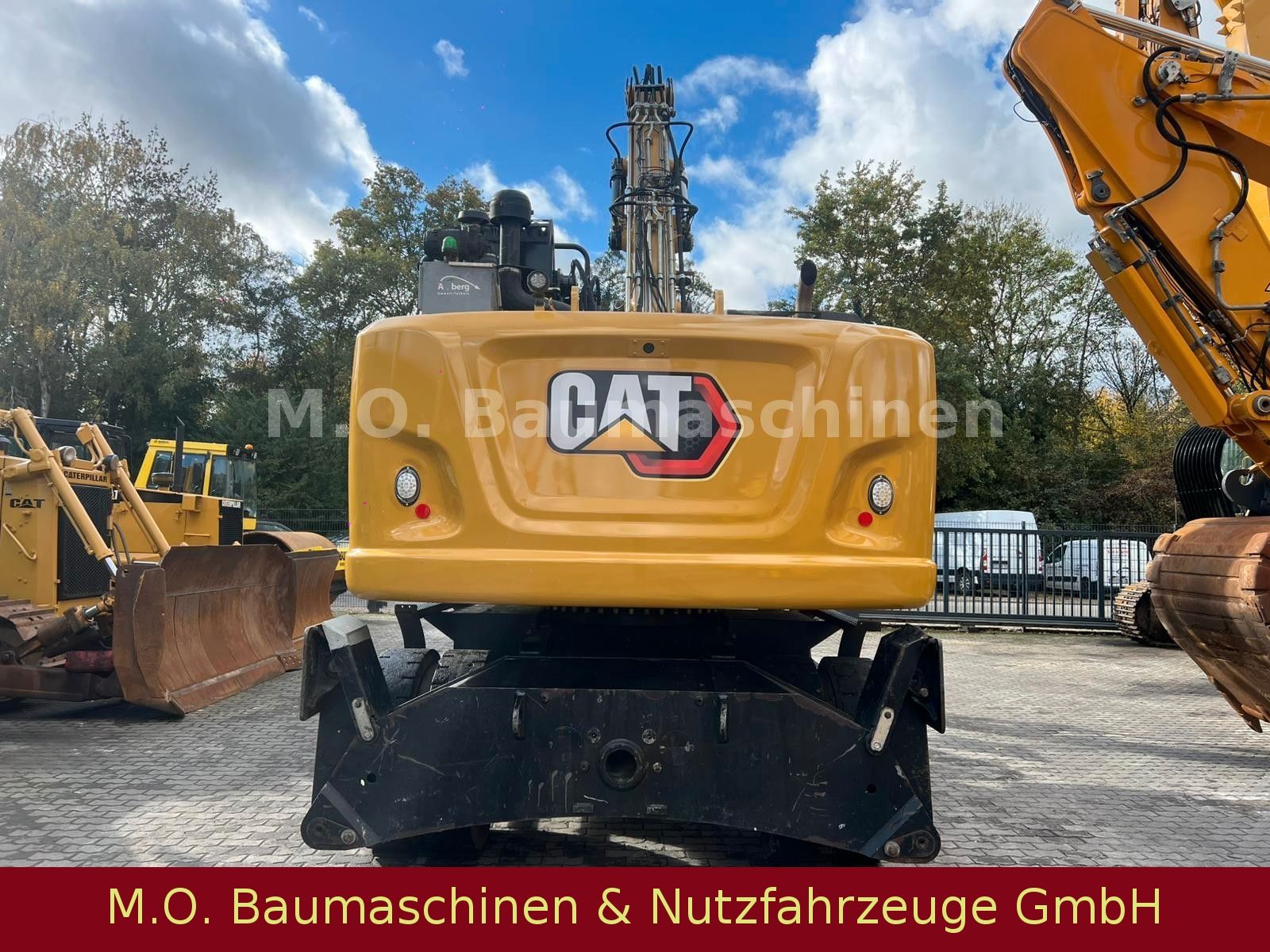 Fahrzeugabbildung CAT CAT MH 3022