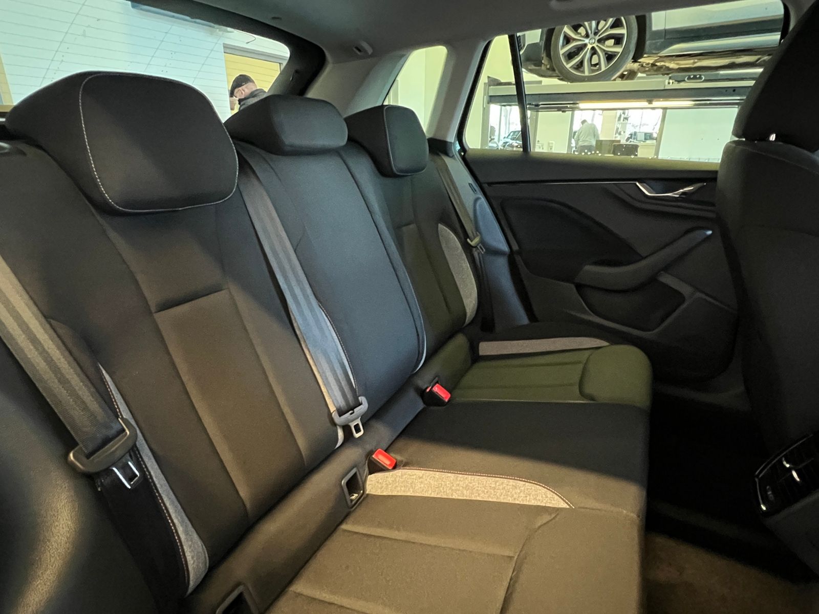 Fahrzeugabbildung SKODA Kamiq Tour 1.0 TSI DSG *AHK, Matrix-LED, Kamera*