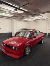 BMW E30 318i Zinnober rot zinnoberrot - BMW 318 aus 1988: 318i