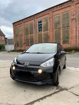 Hyundai i10 1.0 - - Hyundai i10 Gebrauchtwagen in Lübeck