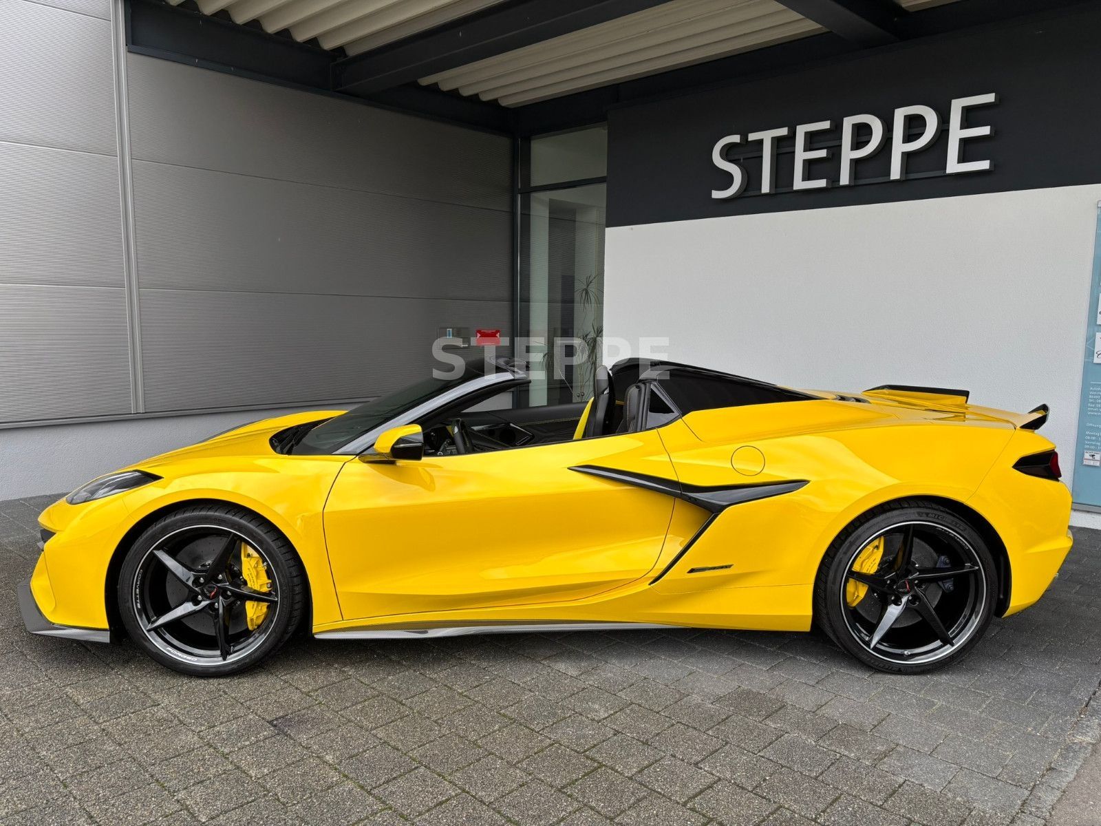 Corvette C8 E-Ray 3LZ Convertible EU-Mod Herst.Garantie