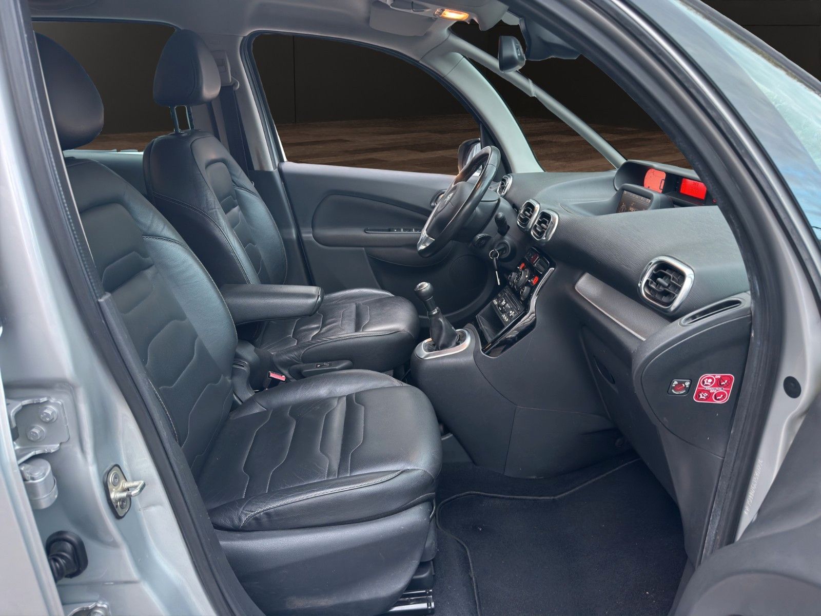 Fahrzeugabbildung Citroën C3 Picasso Exclusive*NAVI*Kamara*Leder*