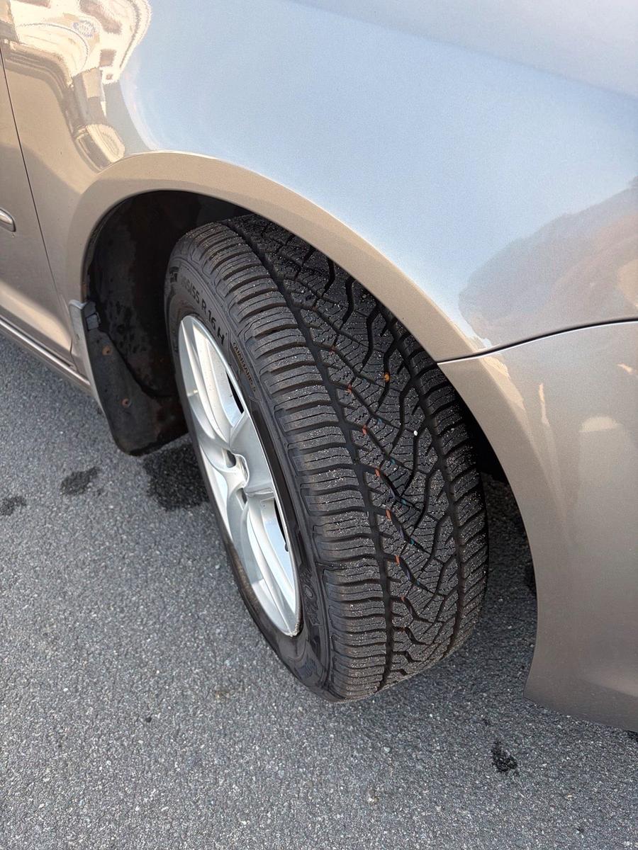Volkswagen Golf Plus 2009 — photo 11