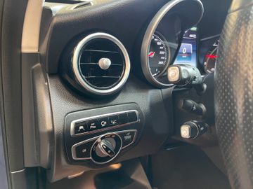 Mercedes-Benz C 300 T BlueTec Hybrid  h *LED*AHK*PANO*360°*