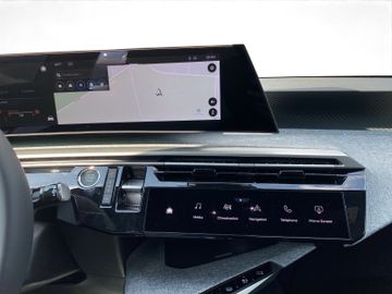 Peugeot 3008 1.2 145 Allure 360+Kam.+KeyLess+LED+Navi