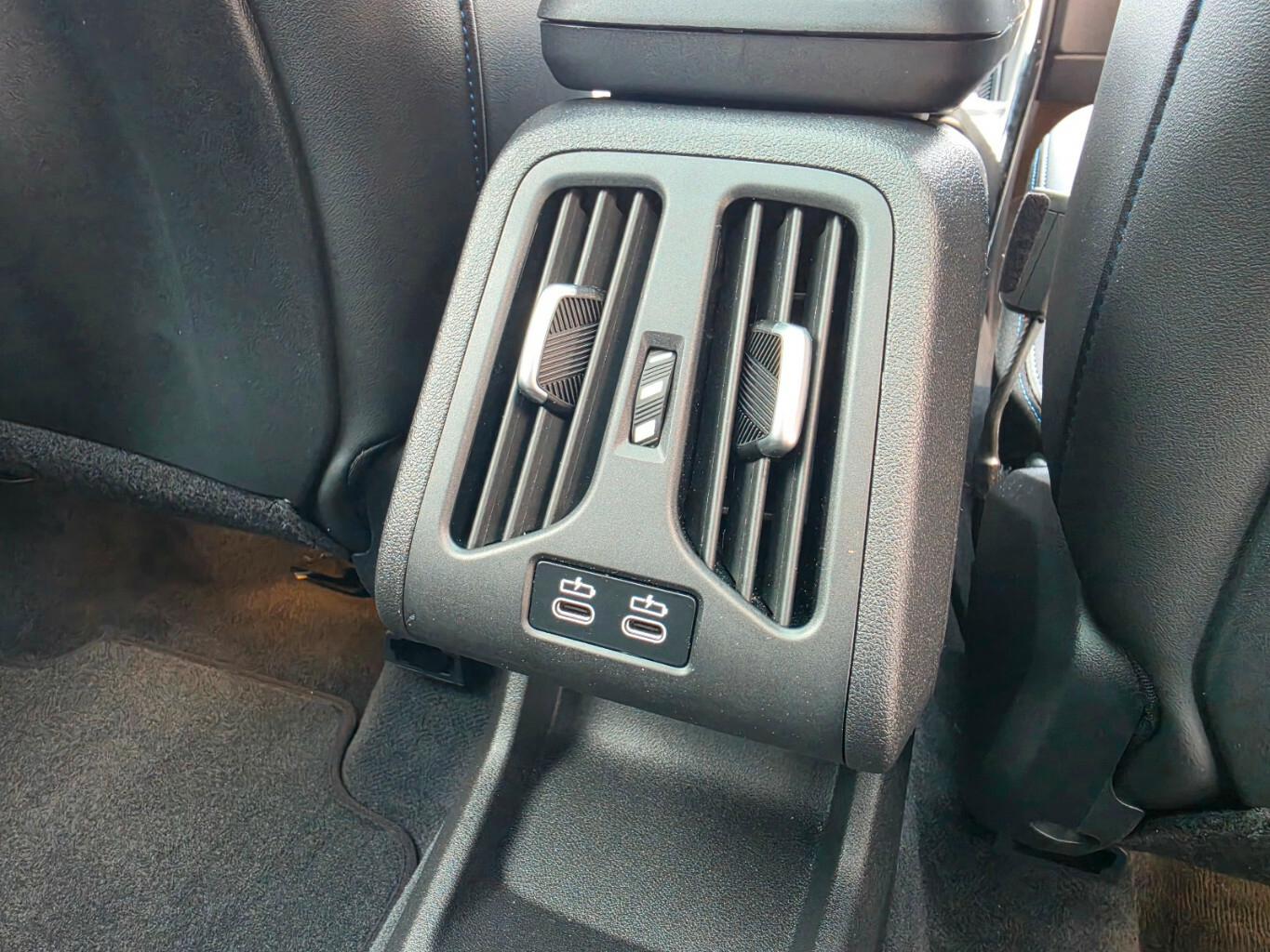 BMW 218 Active Tourer M Sport*AHK*HUD*360°Kamera*Pan, миниатюра 28