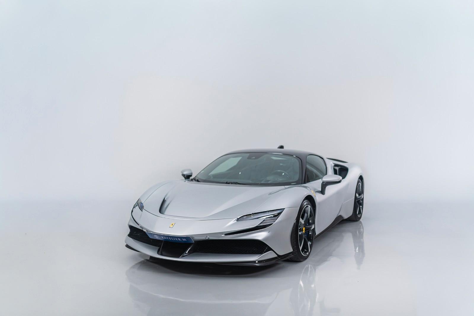 Ferrari SF90 - Garantie, Carbon, Lift, JBL, VAT