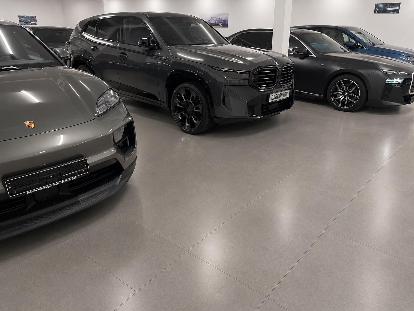 showroom-image-bottom