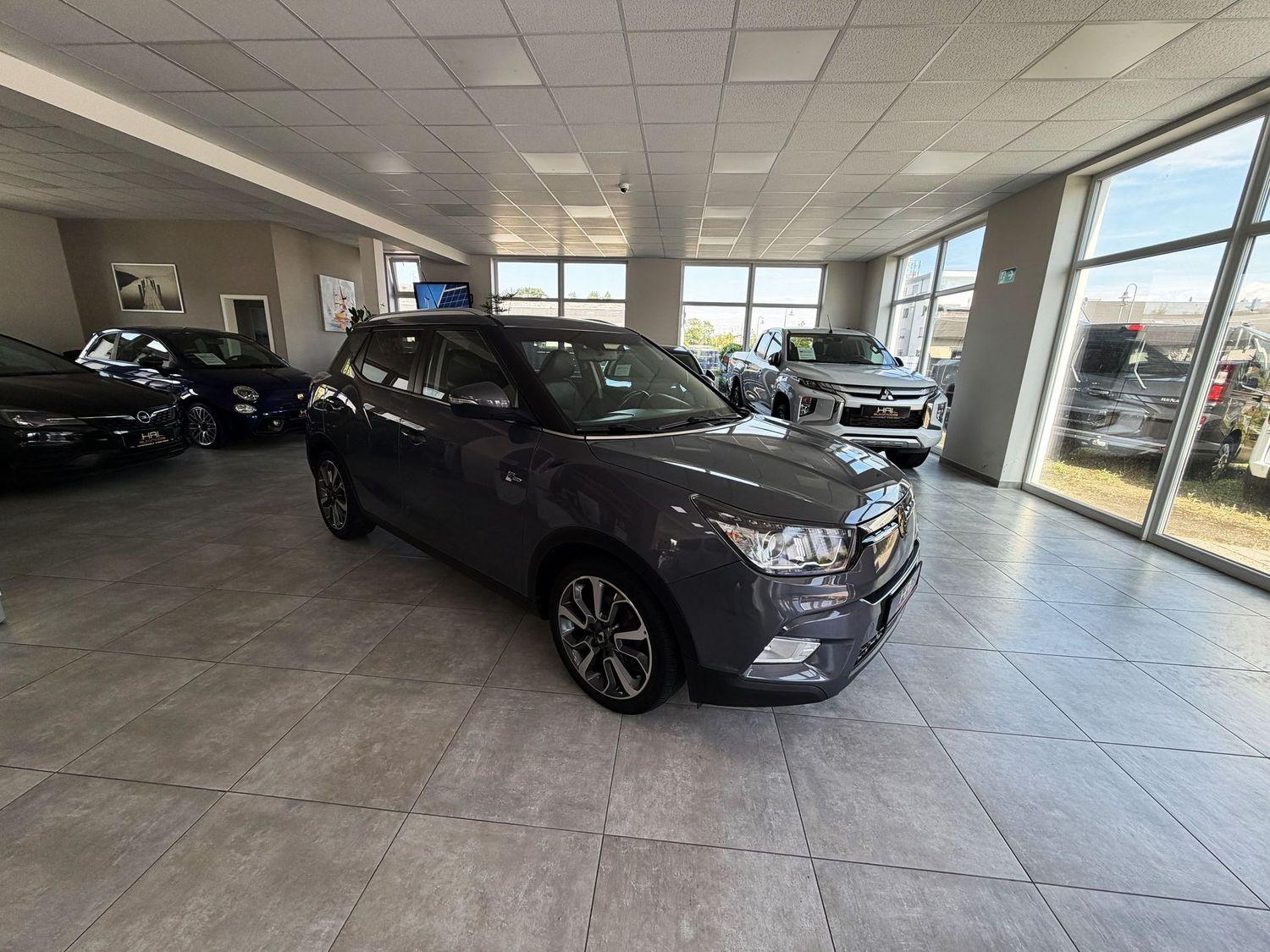 Ssangyong Tivoli Navi/Automatik/Leder/4x4 /Kamera